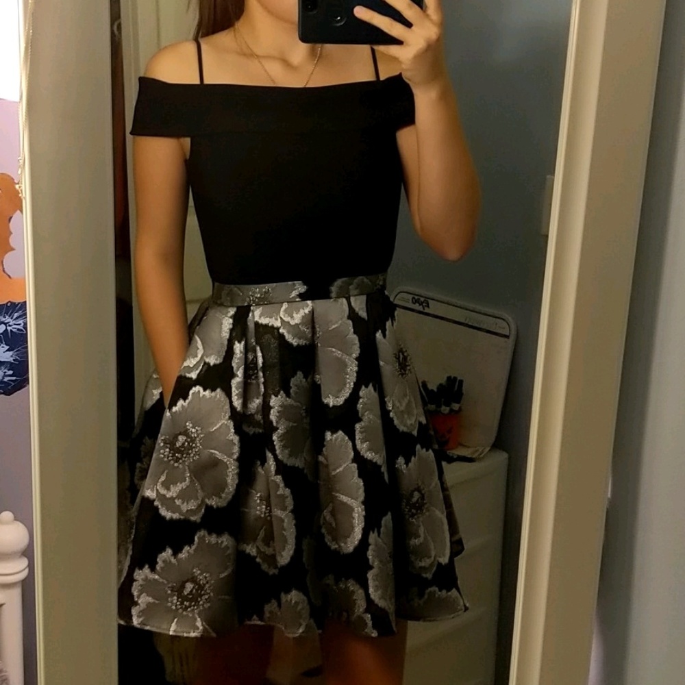 Never worn out: Hoco/party dress